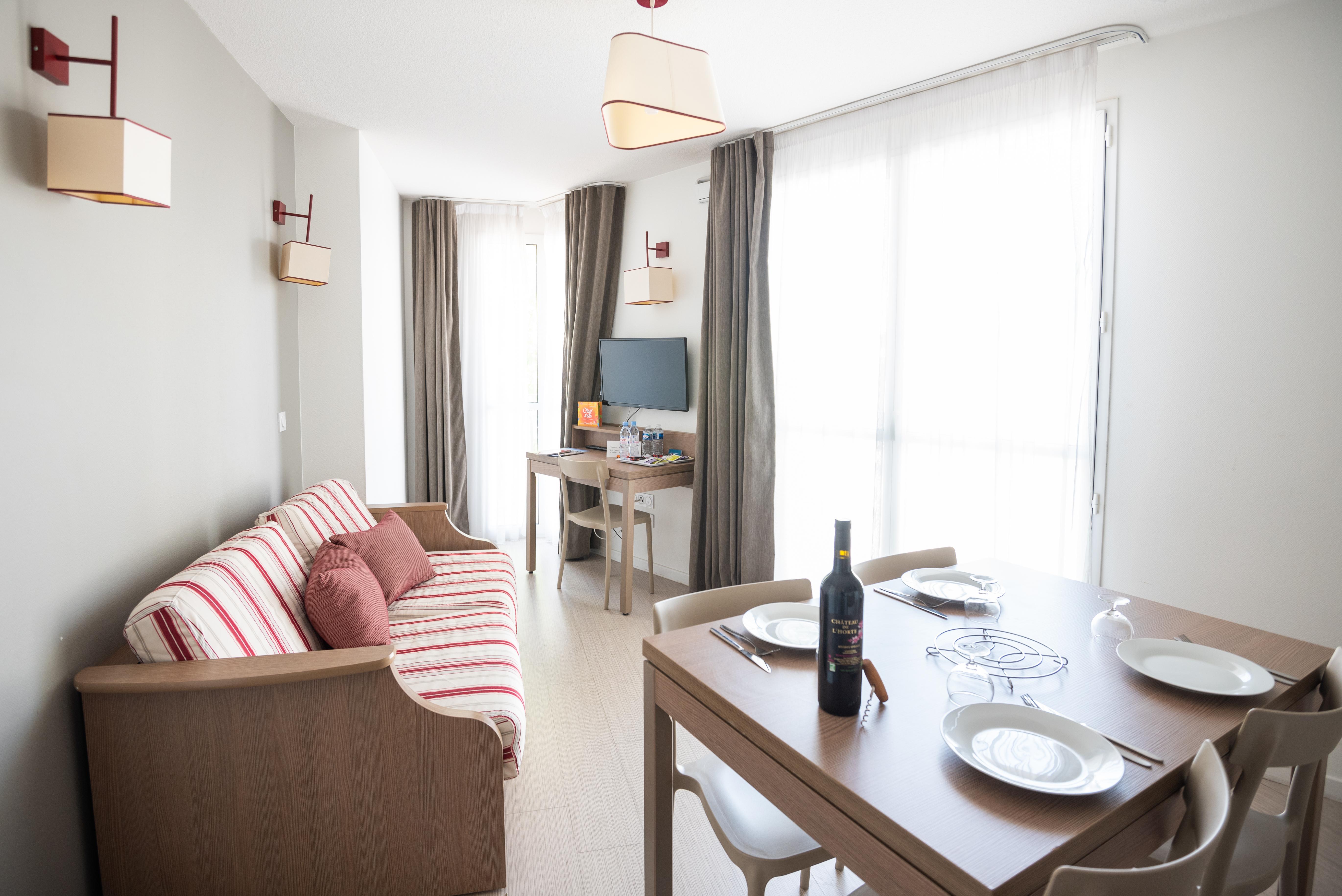 Zenitude Hotel-Residences Narbonne Centre Εξωτερικό φωτογραφία