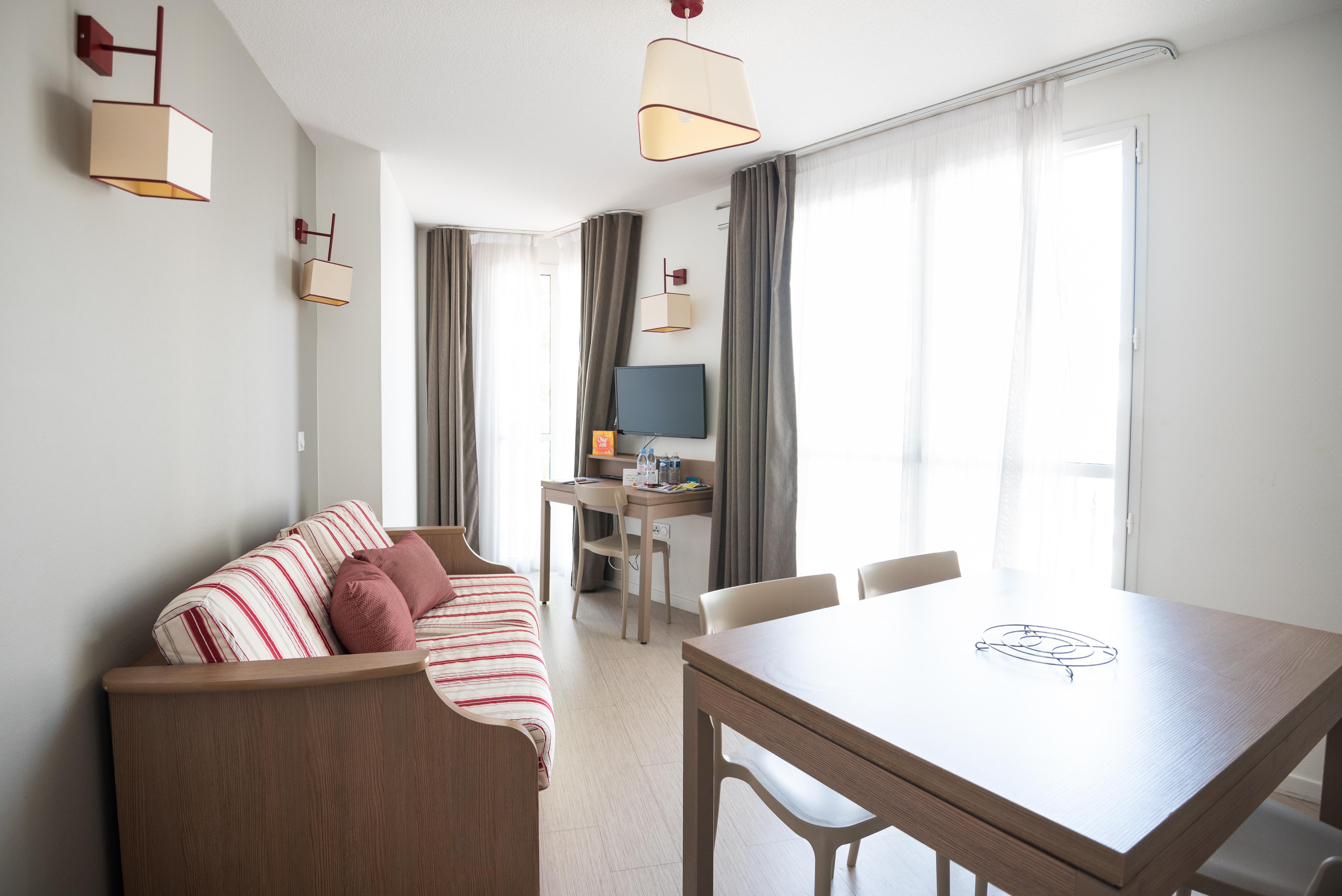 Zenitude Hotel-Residences Narbonne Centre Εξωτερικό φωτογραφία